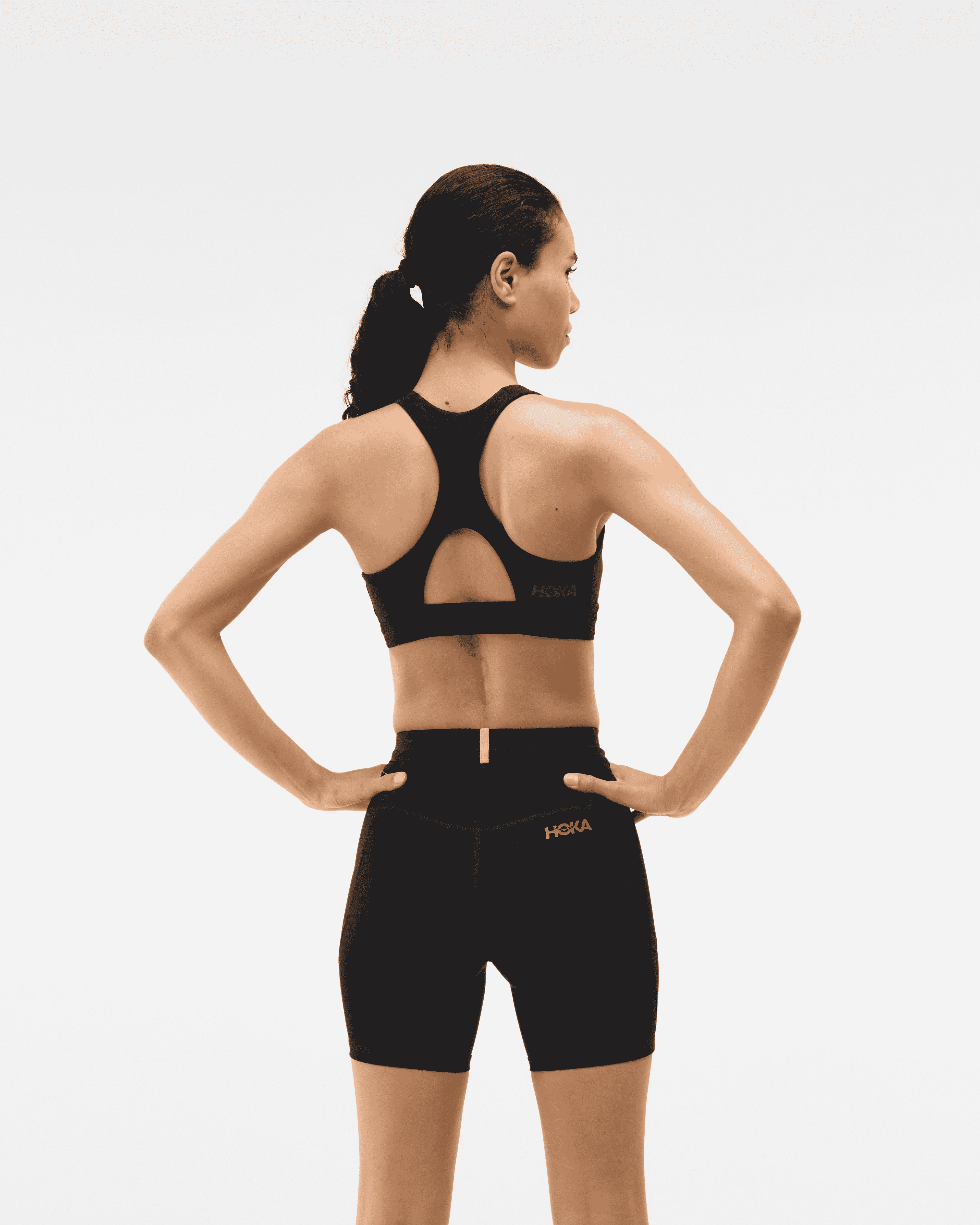 HOKA Hupana Sports Bra Removable Cup - Women's
