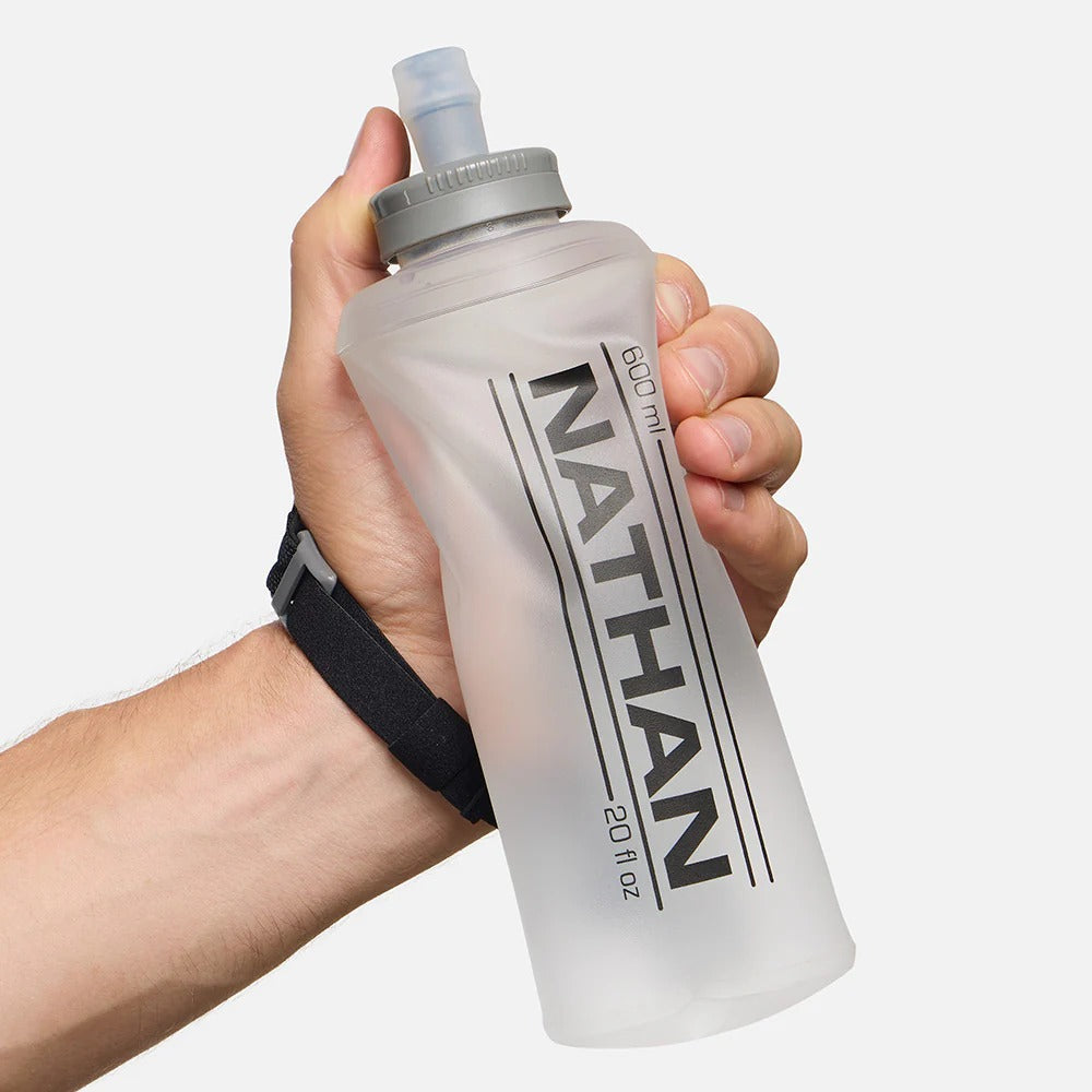 Nathan Pinnacle Lite Handheld 20oz Soft Flask