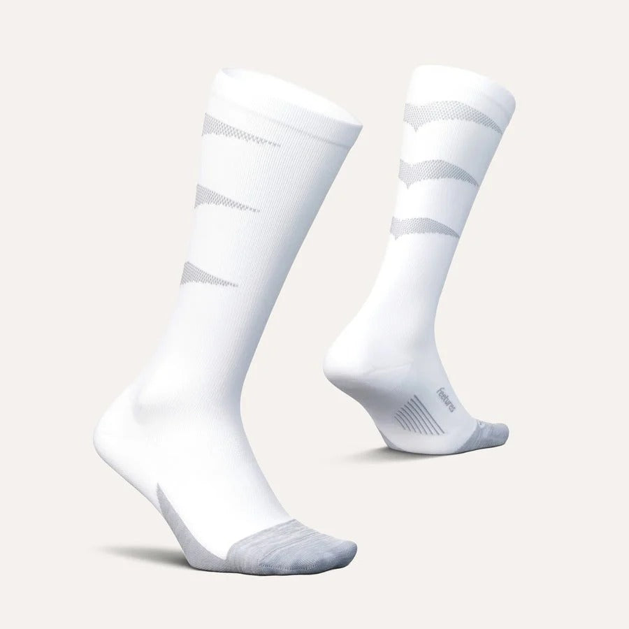 Feetures Graduated Compression Knee High Crew